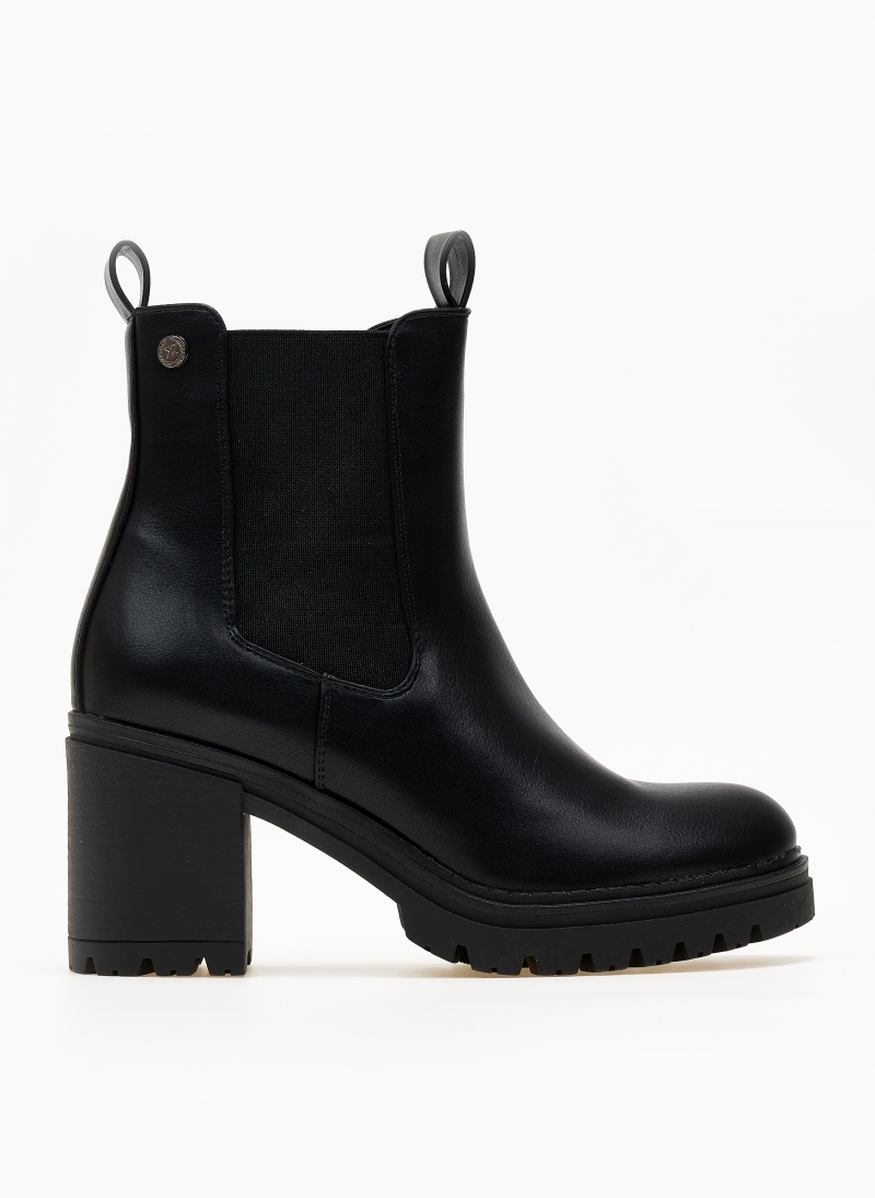 Xti Γυναικεία Μποτάκια